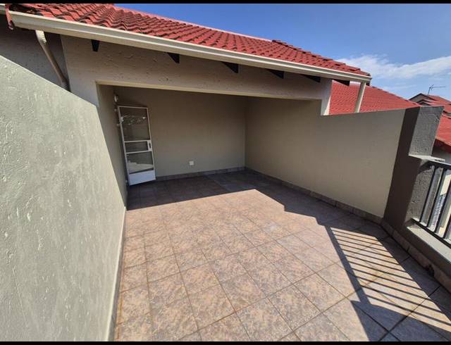 2 BEDROOM PROPERTY TO RENT IN PAULSHOF